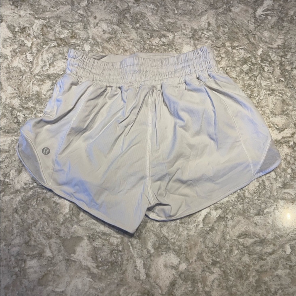 COPY - Women’s Size 2 Lululemon Hotty Hot Shorts
